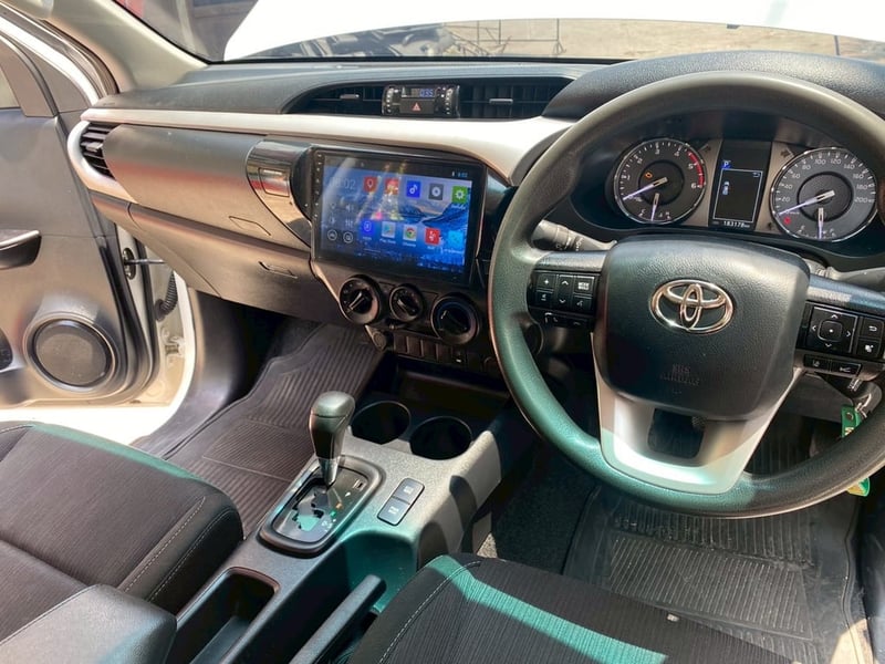 TOYOTA HILUX REVO 2.4 HIGH PRERUNNER DOUBLECAB AT 2021 TOYOTA HILUX REVO 2.4 HIGH PRERUNNER DOUBLECAB AT 2021