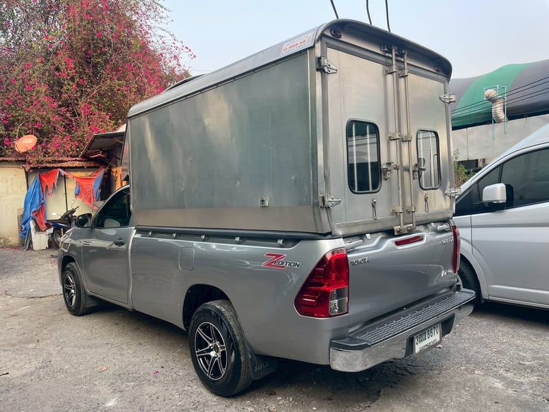 2021 Toyota revo 2.4,mt