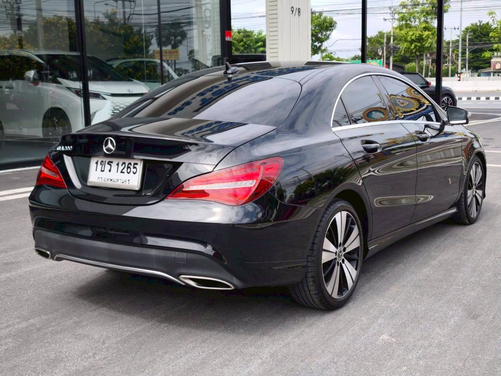 2019 BENZ CLA-200 Urban Facelift 