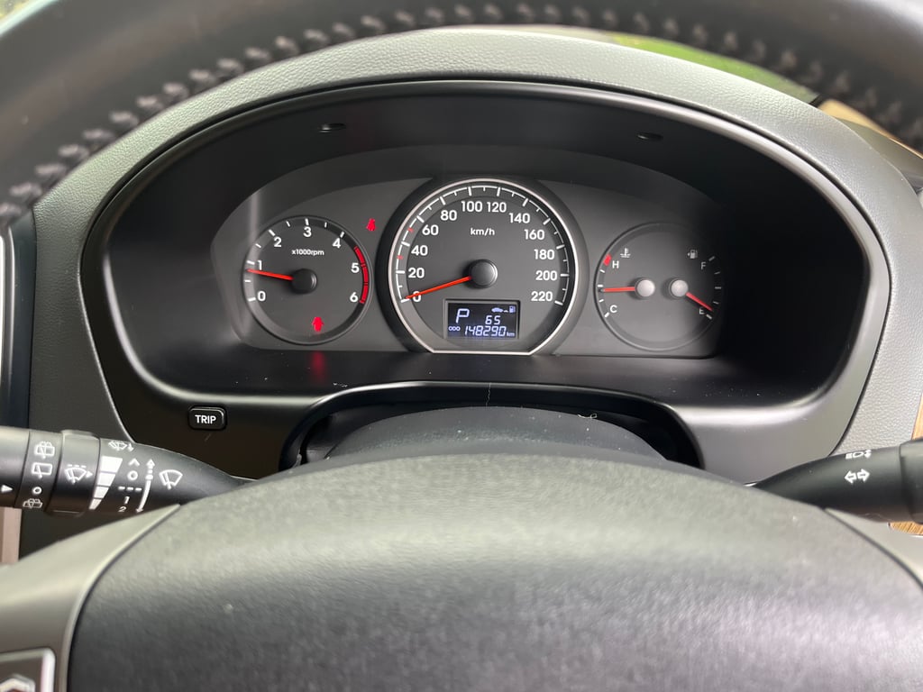 2021 Hyundai h1 2.5 deluxe ประตูไฟฟ้าสองข้างเกียร์ออโต้ ขาย 785,000.- 2021 Hyundai h1 2.5 deluxe ประตูไฟฟ้าสองข้างเกียร์ออโต้ ขาย 785,000.-