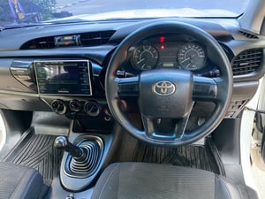2016 Toyota Revo 2.4 cab 2016 Toyota Revo 2.4 cab