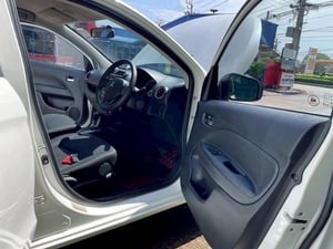 Mitsubishi attrage 1.2 gls