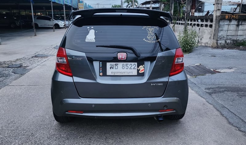 Jazz GE 12 เกียร์ธรรมดาฝากระโปรงเคฟล่าภายในเบาะหนัง ไมล์ 150,000 กม Jazz GE 12 เกียร์ธรรมดาฝากระโปรงเคฟล่าภายในเบาะหนัง ไมล์ 150,000 กม