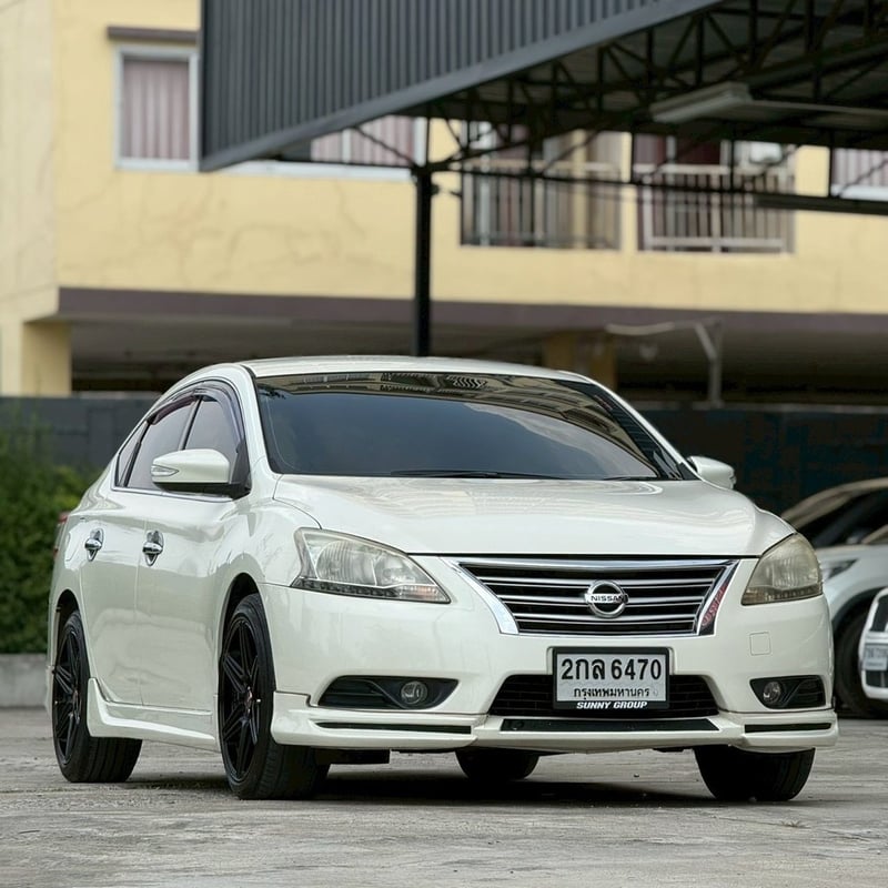 Nissan Sylphy 1.6 V ปี 2013 สีขาว – 
