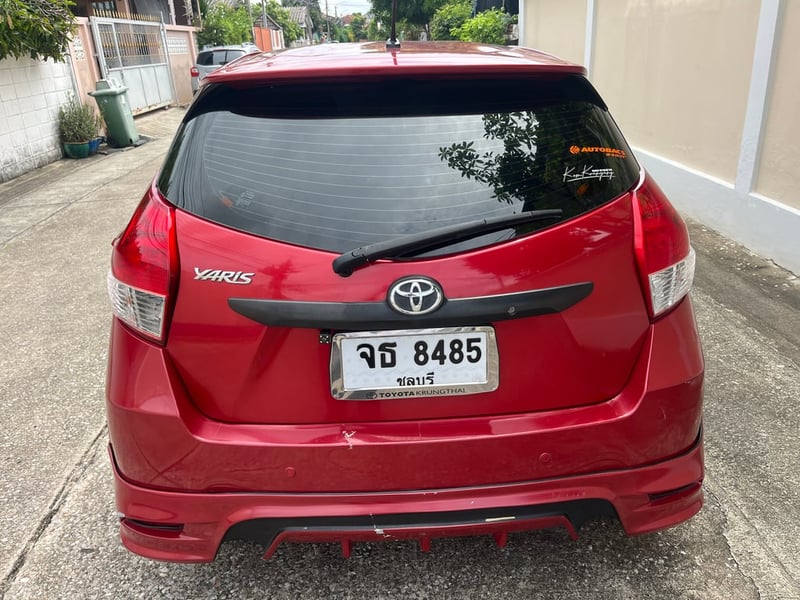 Toyota Yaris 1.2 ATAuto j มือหมุน ปี2013 Toyota Yaris 1.2 ATAuto j มือหมุน ปี2013