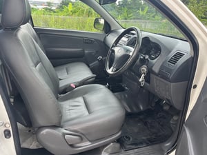 2012 Toyota Vigo 2.5 mt ดีเซล 2012 Toyota Vigo 2.5 mt ดีเซล