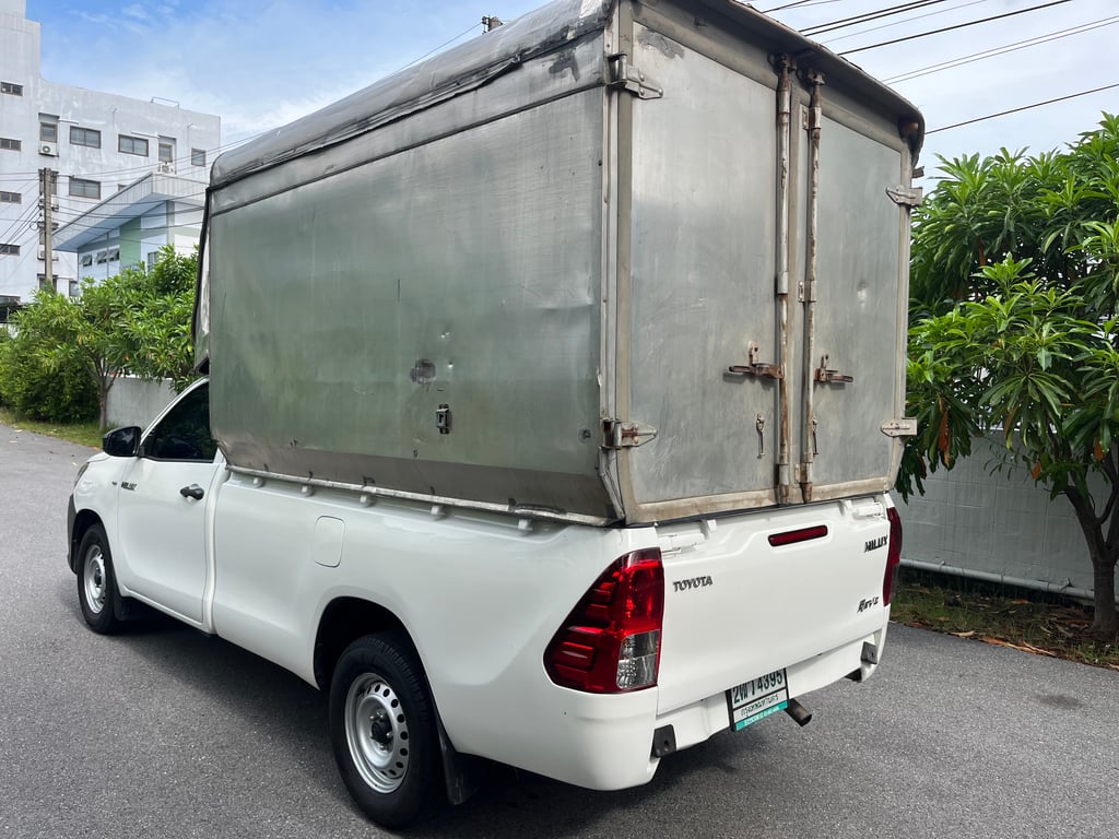 2019 Toyota revo 2.4 mt 