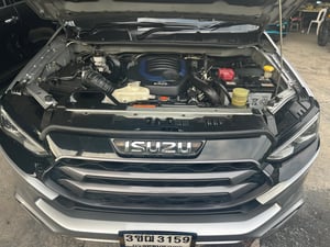 Isuzu MU-X 1.9 active ปี 2022 ไมล์130000โล  ขาย ตัด สด 635,000.-  สอบถาม 0853375537 เอ