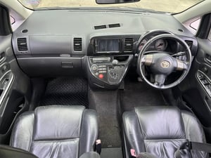 2004 Toyota wish 2.0 Q 2004 Toyota wish 2.0 Q