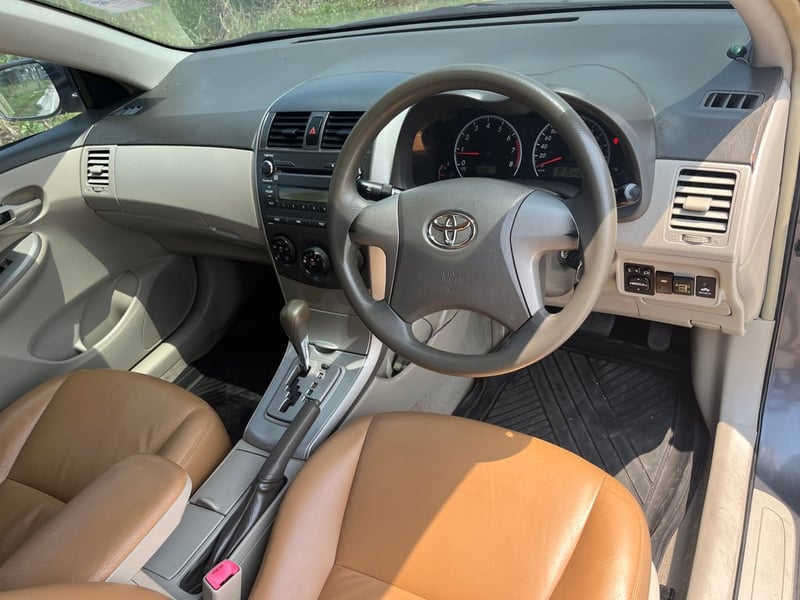2008 จด 2009 Toyota altis 1.6 G at LPG ประหยัด นำ้มันแพง ช่วงนี้ คุ้มมากครับ จอดมีนบุรี ขาย  128000  เอกสารครบ  ช่วงล่างดี แอร์เย็น