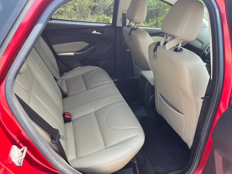 2013 จด2014 มือเดียว ขาย 138000 Ford focus 1.6 AT  Tel 0853375537 เอ