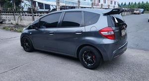 Jazz GE 12 เกียร์ธรรมดาฝากระโปรงเคฟล่าภายในเบาะหนัง ไมล์ 150,000 กม Jazz GE 12 เกียร์ธรรมดาฝากระโปรงเคฟล่าภายในเบาะหนัง ไมล์ 150,000 กม