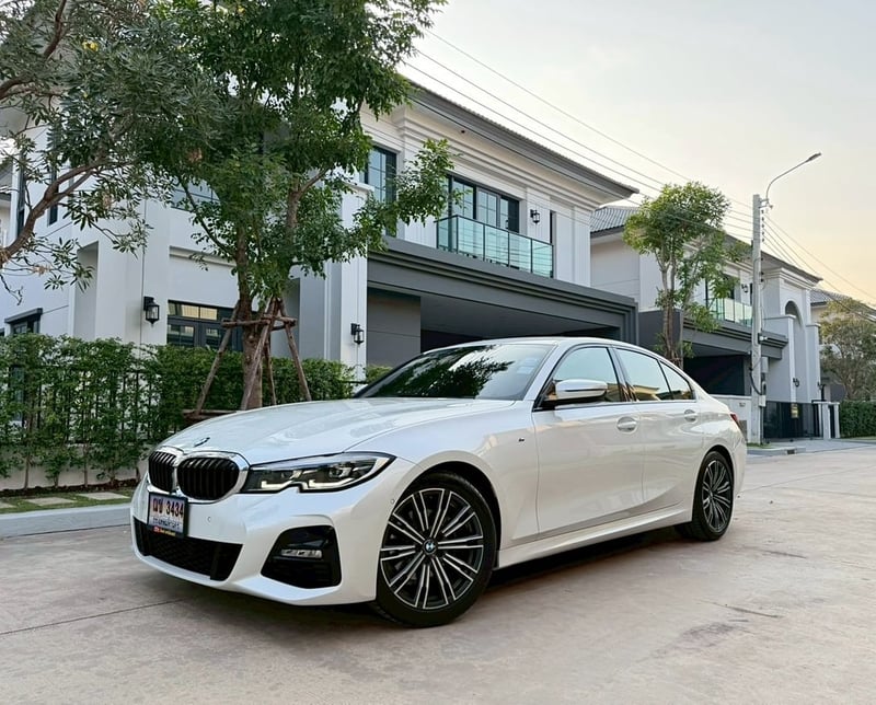 #BMW 320D M SPORT ปี 21 จด22 G20 สีขาว