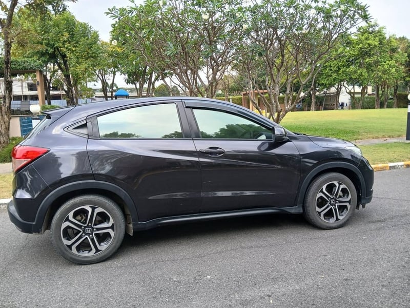 2016 Honda Hrv 1.8EL AT ขาย 338000 มือเดียว 0853375537