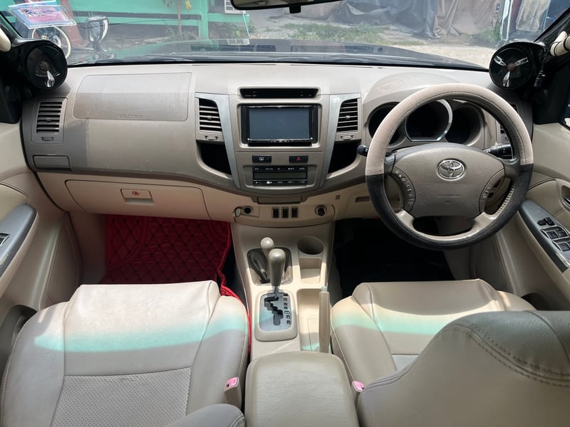 2006 Toyota fortuner 2.7 4x4 เบนซิน 2006 Toyota fortuner 2.7 4x4 เบนซิน