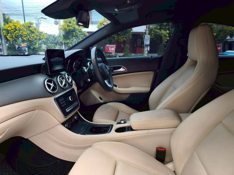 2019 BENZ CLA-200 Urban Facelift 2019 BENZ CLA-200 Urban Facelift