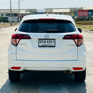 #HONDA HRV 1.8EL SUNRUFF TOP ปี2016 สีขาว เกียร์ออโต้ เครื่องเบนซิน