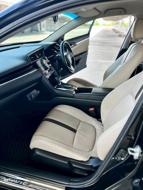 Honda Civic 1.8EL ปี2020