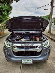 ISUZU D-MAX 1.9L Ddi HI-LANDER ISUZU D-MAX 1.9L Ddi HI-LANDER