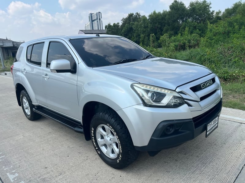 2018 Isuzu Mux 1.9 CD at ติดกล้องหลัง จอถอย ขาย 468000 เอกสารครบ มีนบุรี