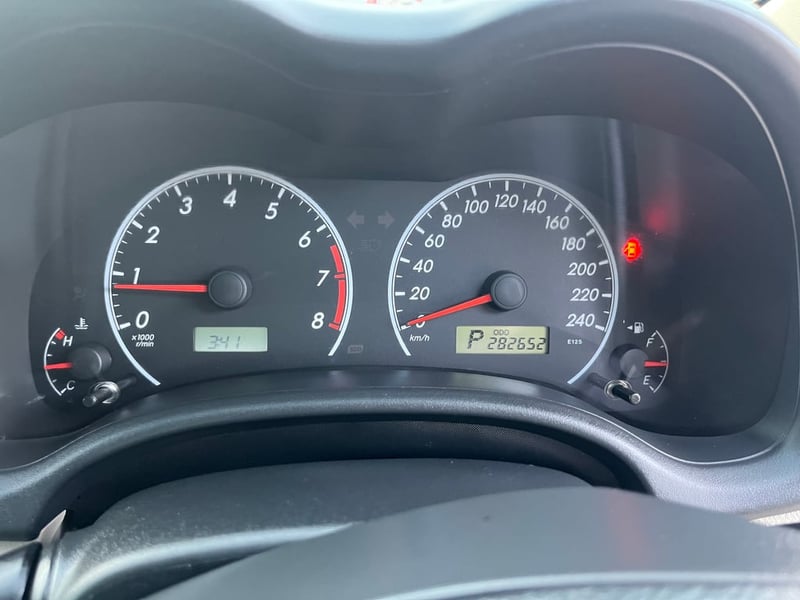 Toyota altis 1.6 LPG