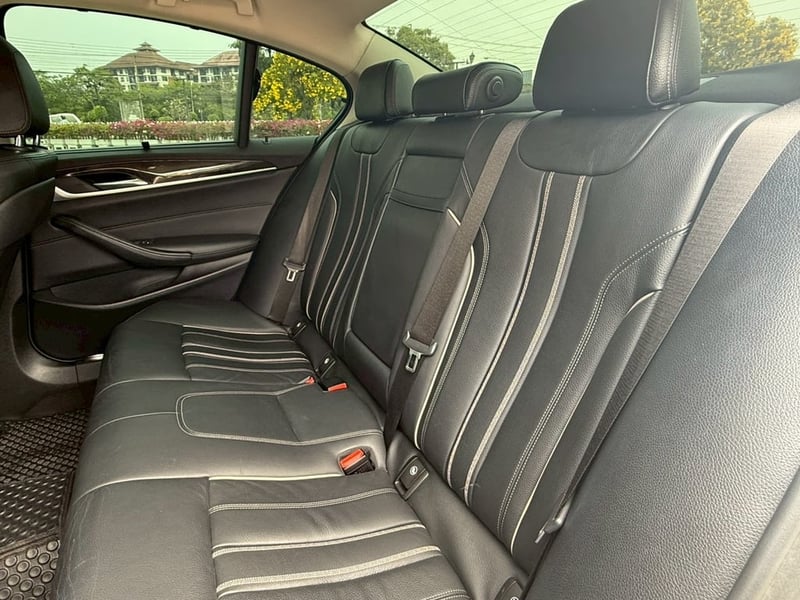 BMW G30 520D Sport Line ปี2018 BMW G30 520D Sport Line ปี2018