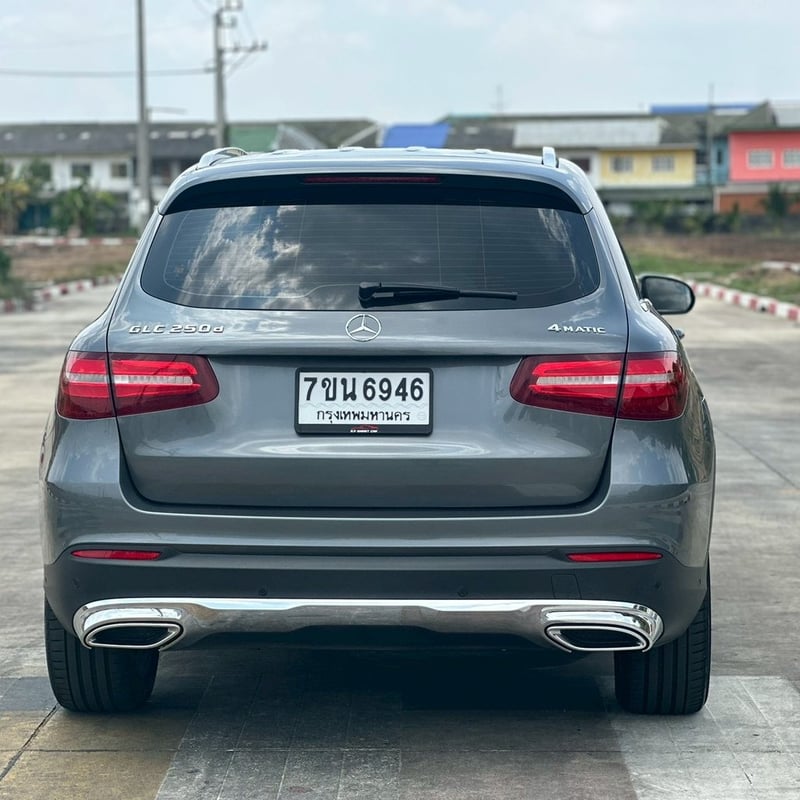 รถบ้าน รถยุโรป GLC ราคาถูกสุดในตลาด ไมล์เพียง75,xxxโล ไมล์แท้ เช็คศูนย์ได้ เดิมทุกจุด ประหยัดน้ำมันแบบสุดๆๆ เครื่องดีเซล  #BENZ CLC 250D 4MATIC ปี2016จด2017 เครื่องดีเซล 204แรงม้า 