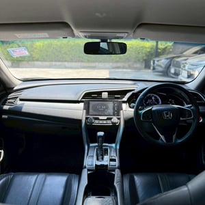 Honda Civic FC 1.8 EL ปี 2017 สีน้ำเงิน – ไมล์น้อย รถบ้านเดิมๆ สวยจัด