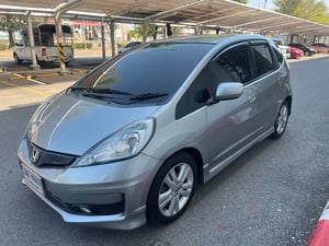 2012 Honda jazz 1.5 Jpan AT สีเทา  