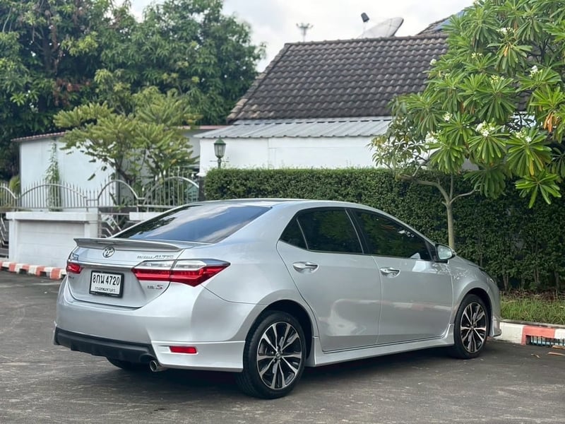🚘 รถสวย ประวัติดี เข้าศูนย์ตลอด ดูแลครบ พร้อมใช้งาน  Toyota Altis1.8ESport ปี 2019