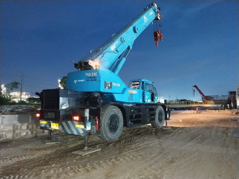 ขายรถเครน 60 ตัน Tadano GR600N-1 Year 2007