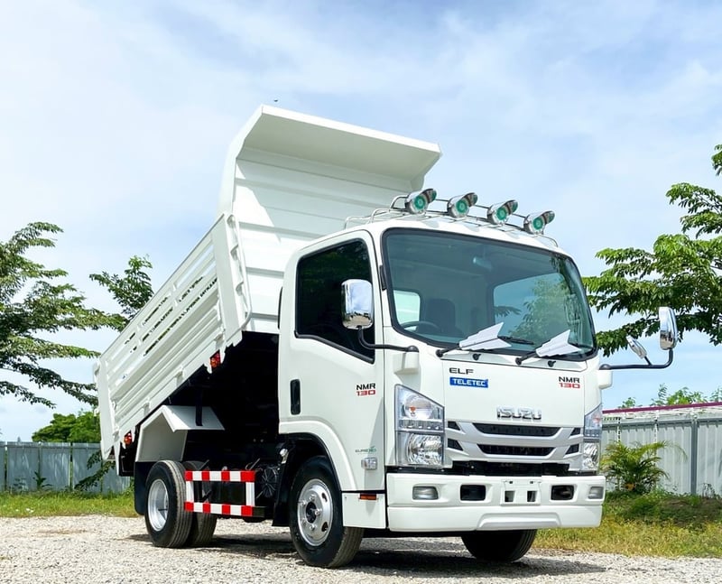 ISUZU NMR 130แรงม้า รถบรรทุก 6ล้อ ดั้มพ์ ปี2020