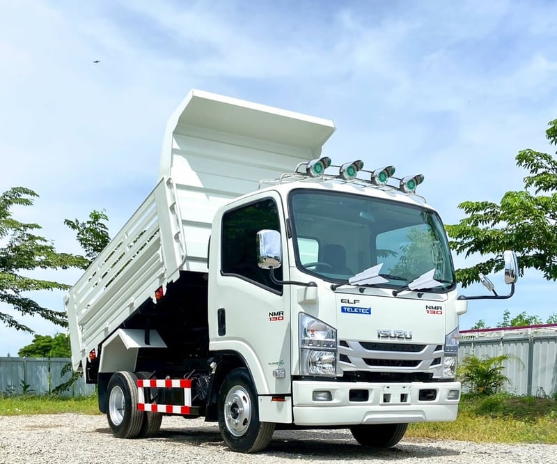 ISUZU NMR 130แรงม้า รถบรรทุก 6ล้อ ดั้มพ์ ปี2020