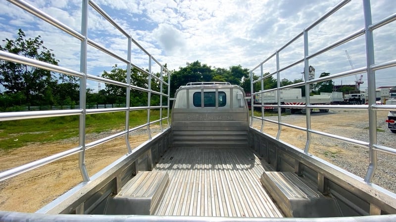  ISUZU 4 ล้อคอกบรรทุก ไม่ติดเวลา