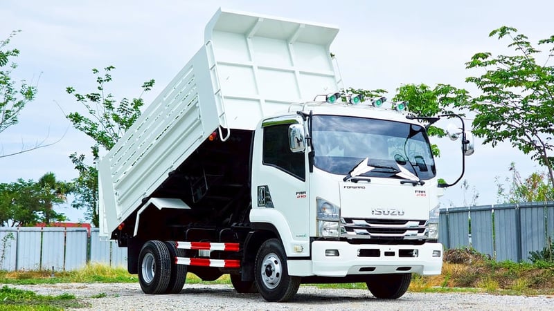 ISUZU FRR 210แรงม้า รถบรรทุก 6ล้อ ดั้มพ์ ปี2019