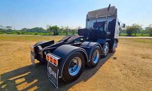 HINO FM 260แรงม้า รถบรรทุก 12ล้อ หัวลาก เฉพาะหัว ปี2013 เลขไมล์น้อยกว่า 500,000 กม.