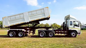 🎈 หัวลาก ISUZU 240 เทอร์โบ พร้อมหางเซมิดัมพ์ 🎈 หัวลาก ISUZU 240 เทอร์โบ พร้อมหางเซมิดัมพ์