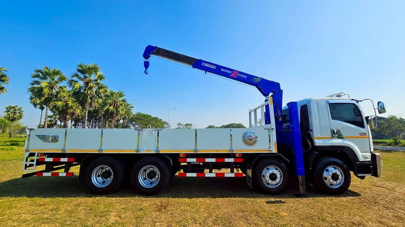  12 ล้อติดเครน ISUZU FVM 300 ปี 55