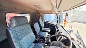 HINO FG 212แรงม้า รถบรรทุก 6ล้อ กระบะเหล็กติดเครน ปี2010 รุ่นใหม่ 3.6 ตัน