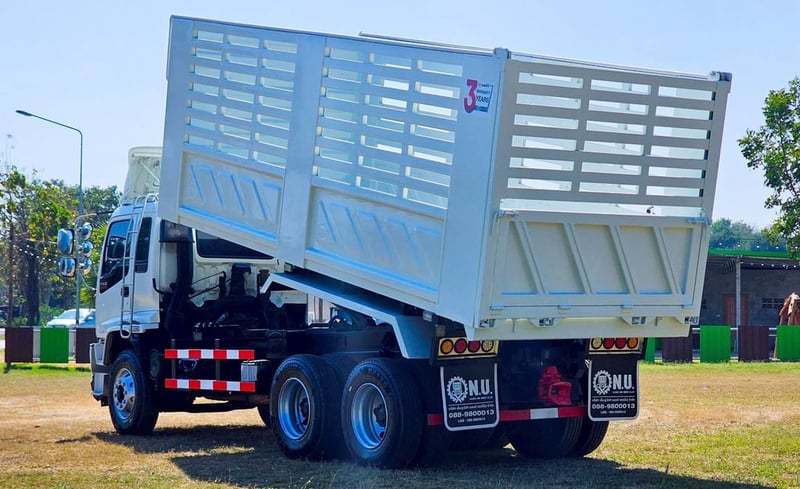 10ล้อ ดั้มพ์ISUZU FXZ 270 แรงม้า  ปี2005