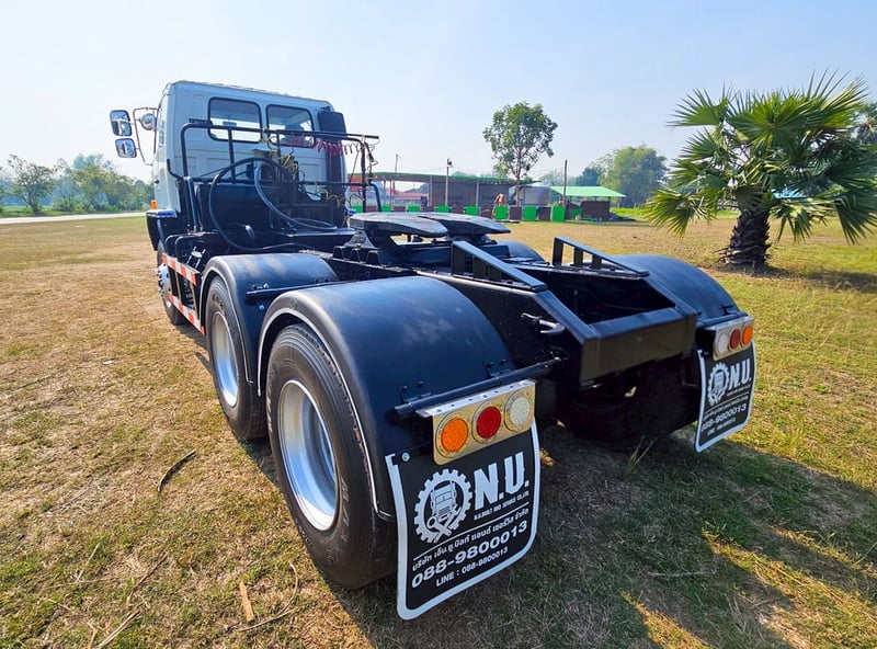ISUZU FXZ 240แรงม้า รถบรรทุก 10ล้อ หัวลาก เฉพาะหัว ปี1996