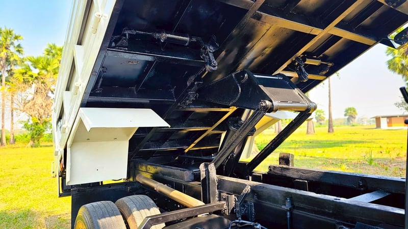 6 ล้อดัมพ์ HINO 121 แรง