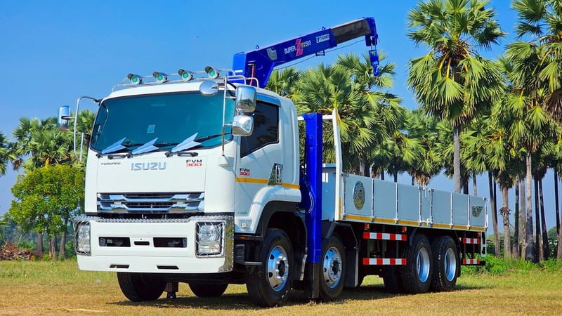  12 ล้อติดเครน ISUZU FVM 300 ปี 55