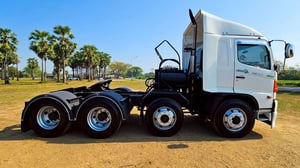 HINO FM 260แรงม้า รถบรรทุก 12ล้อ หัวลาก เฉพาะหัว ปี2013 เลขไมล์น้อยกว่า 500,000 กม.