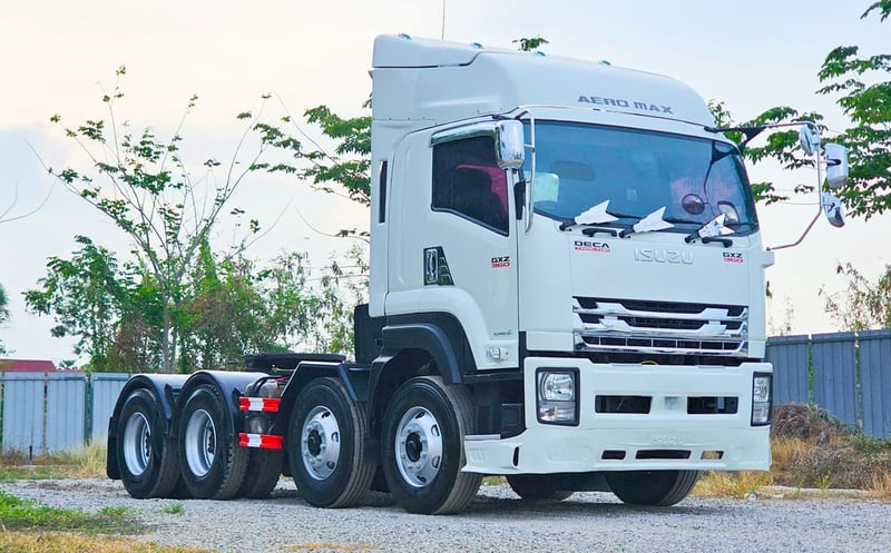 ISUZU GXZ 360แรงม้า รถบรรทุก 12ล้อ หัวลาก เฉพาะหัว ปี2014