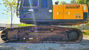 รถแมคโคร HYUNDAI 210-7 รถแมคโคร HYUNDAI 210-7