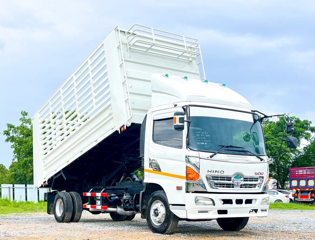 6 ล้อดัมพ์ HINO 210 แรงม้า ปี 2565 6 ล้อดัมพ์ HINO 210 แรงม้า ปี 2565