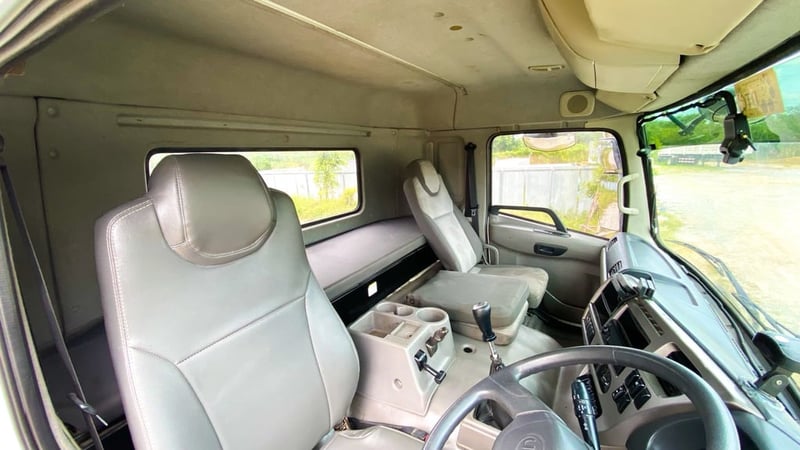 หัวลากUD TRUCK 370แรงปี61 10น๊อต หัวลากUD TRUCK 370แรงปี61 10น๊อต