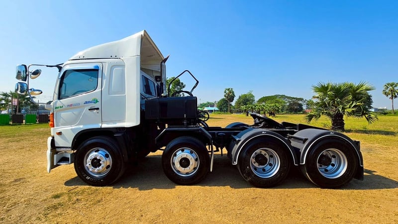 HINO FM 260แรงม้า รถบรรทุก 10ล้อ หัวลาก เฉพาะหัว ปี2013