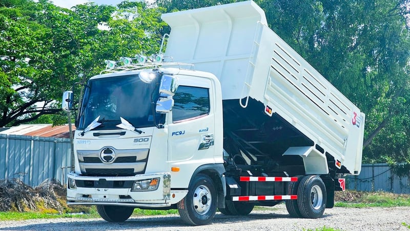 HINO FC 210แรงม้า รถบรรทุก 6ล้อ ดั้มพ์ ปี2022